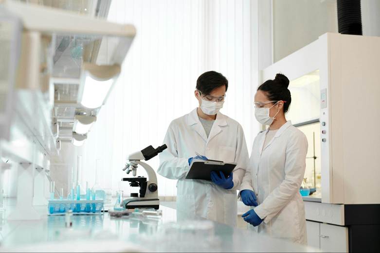 Lab testing used to support mold abatement vs remediation decisions after inspection